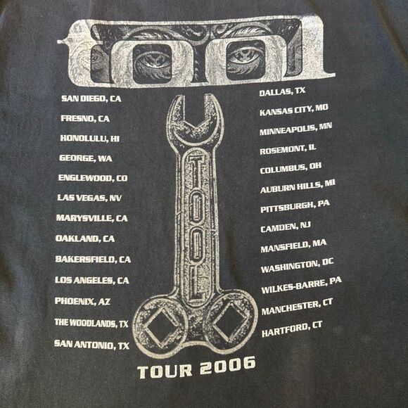 Vintage Tool 2006 10000 Days Black Shirt Tour Size XL Tennessee River Tag Metal - Picture 6 of 9